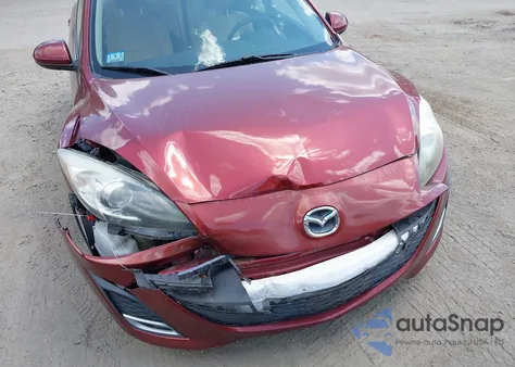 2011 Mazda 3 S z USA, uszkodzony, nr VIN JM1BL1W6XB1367650